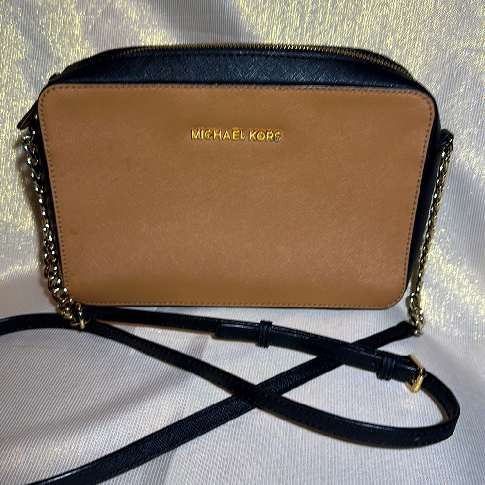 Michael Kors Black & Tan Crossbody